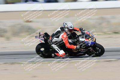 media/Jan-15-2026-Racers Edge (Thu) [[dfebeb70ab]]/2-A Group/Session 3 (Turn 15 Inside Pans)/